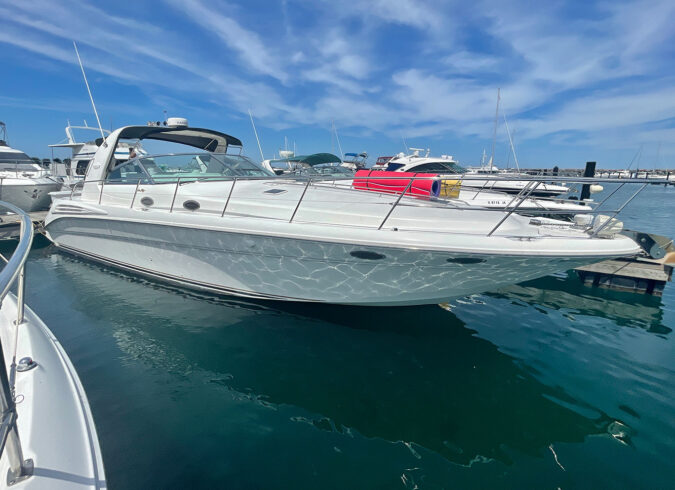 44' Searay Sundancer
